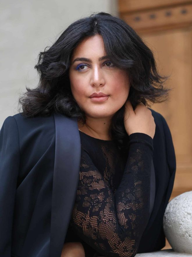 FV 1204 scaled b9daf543 Votre agence de communication familiale & engagée Kezacréation Votre marque porte votre mission, votre histoire. Elle crée du lien. Pour attirer vos clients de cœur, elle doit être visible. Mais pas à n’importe quel prix. Être reconnue, oui. Mais le branding sans âme, non merci. Chez KezaCréation, nous plantons les graines d’une identité durable pour les marques ambitieuses. Celles qu’on reconnaît. Celles qu’on ressent.